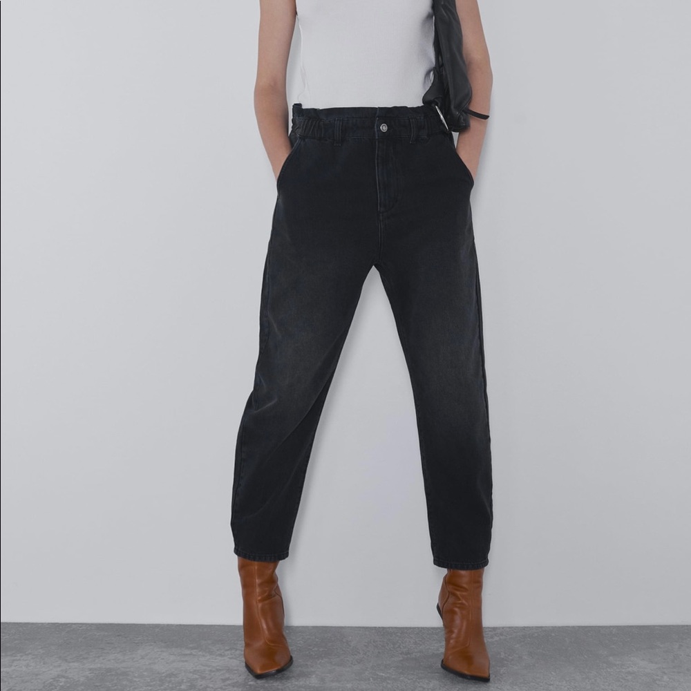 NWT***. Zara baggy paperbag pants